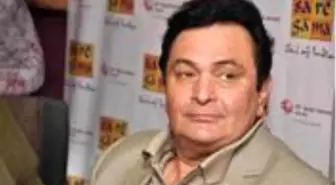 Kanser tedavisi gören Bollywood yıldızı Rishi Kapoor hayatını kaybetti