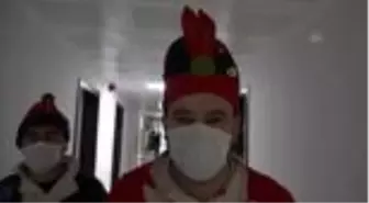 Karantinadaki çocuklara 'Karagöz ve Hacivat' sürprizi