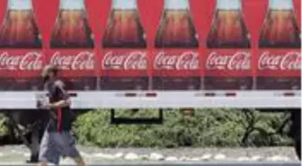 Coca Cola, ekonomik kriz nedeniyle Lübnan pazarından çekiliyor