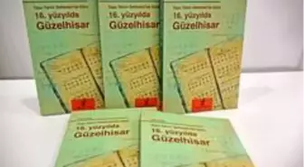 Evde kalan Aliağalılar vakitlerini kitap okuyarak geçiriyor