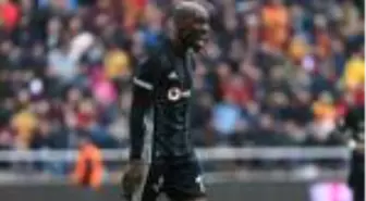Son dakika Beşiktaş haberleri Atiba Hutchinson krizi: İndirim değil, zam bekliyorum