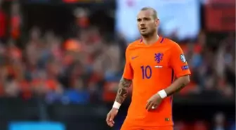 Wesley Sneijder'in jübile maçı koronavirüs önlemleri nedeniyle ertelendi