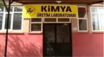 Elazığ'daki meslek liselerinde, dezenfektan ve maske üretimi