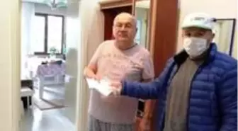 Suşehri'nde evlere maske dağıtımı başladı