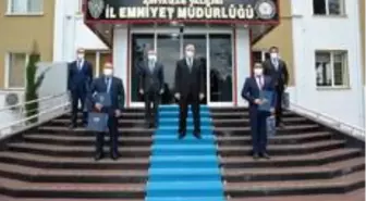 Ayın polisleri ödüllendirildi