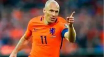 Futbolu bırakan Hollandalı yıldız Arjen Robben'e Botafogo talip oldu