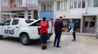 Salgın döneminde Edirne'de kalan yabancı öğrencilere gıda ve hijyen malzemesi yardımı