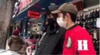 Sokağa çıkan 20 yaş altı gençlere para cezası