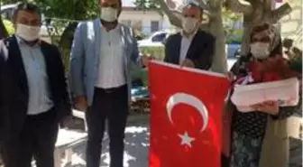 Anneler günü nedeniyle yaşlı anneler ziyaret edildi