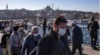 Bilim Kurulu Üyesi Prof. Dr. İlhami Çelik: İnsanlarda 'Hasta olmaktan asla kurtulamayacağım' düşüncesi başladı