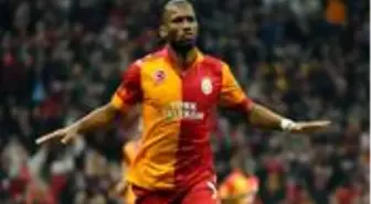 Eski Galatasaraylı Drogba, Fransa'da son 20 yılın en iyi forveti seçildi