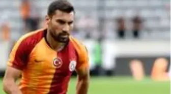 Göztepe, Galatasaray'dan milli futbolcu Şener Özbayraklı ile ilgileniyor