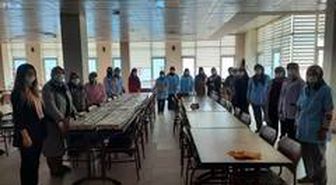 Karantinadaki gurbetçilere elleriyle Çorum mantısı hazırladılar