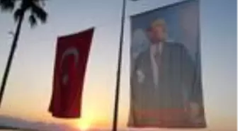 Gün doğumunda 19 Mayıs