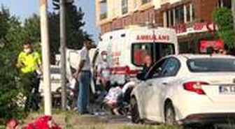 Otomobil ile motosiklet çarpıştı: 2 yaralı