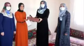 Uzaktan eğitimle hafız oldular