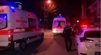 Kadıköy'de 'kız meselesi' kanlı bitti: 4 yaralı