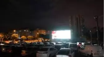 Antalyalılar 'Mandıra Filozofu'yla eğlendi