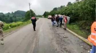 Ordu'da minibüs devrildi: 9 yaralı