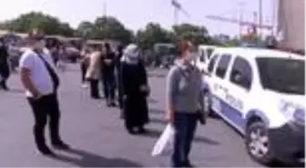 Bakırköy'de 'Sosyete Pazarına' akın ettiler