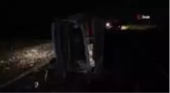 Kaza yapan otomobile, başka bir araç çarptı: 3 yaralı