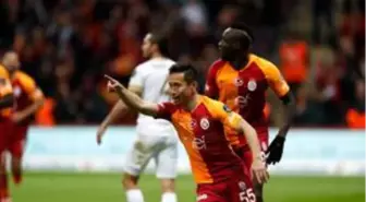 Galatasaray'la sözleşmesi sona erecek olan Nagatomo'ya Al Nasr talip oldu