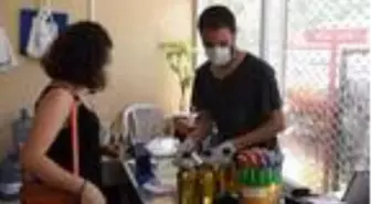 Derneğin açtığı marketin geliri, çocuk, kadın ve işçilerin sorunlarına harcanıyor