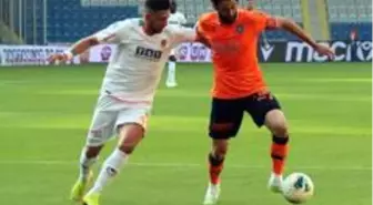 Süper Lig: Medipol Başakşehir: 0 Aytemiz Alanyaspor: 0 (İlk yarı)