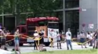 Almanya'da ırkçılığa karşı 9 kilometrelik insan zinciri