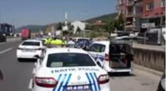 'Dur' ihtarına uymayan sürücünün çarptığı polis memuru şehit oldu