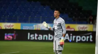 Galatasaray, yeni sezonun ilk yarısında Muslera'nın sözleşmesini donduracak