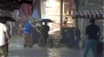 Son dakika haberi | Eminönü'nde dükkanları su bastı