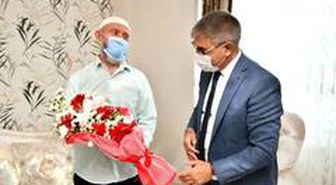 Şehit babalarına en anlamlı ziyaret