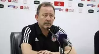 Sergen Yalçın: 'Beşiktaş şampiyonluğa oynayan bir kadro kuracak'