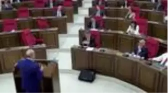 KKTC meclisinde kızma be birader diyaloğu oturuma damga vurdu