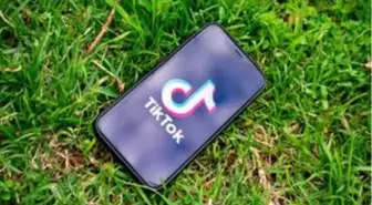 TikTok Kullanıyorsanız Bu Habere Dikkat: Verilerinizi Topluyor Olabilirler!