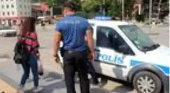 Son dakika haberi... YKS adaylarının yardımına yine polis yetişti
