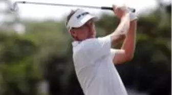 Ünlü golfçü Ian Poulter, gaz çıkarırken kameralara böyle yakalandı