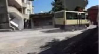Mahalle sakinleri, belediyeden çalışmamın hızlanmasını istiyor