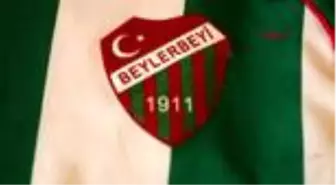 Futbol aşkını koleksiyona çevirdi