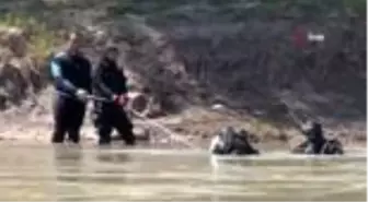 Kızılırmak'ta kaybolan gencin cansız bedeni bulundu, baba sinir krizleri geçirdi