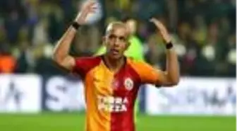 Son dakika! Galatasaray - Trabzonspor maçında kırmızı kart gören Sofiane Feghouli'den açıklama