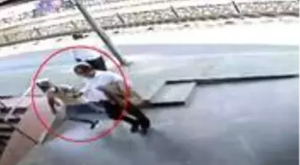 CHP'li il başkanı İstanbul'un göbeğinde kapkaça uğradı