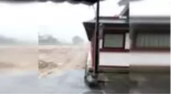 Japonya'daki sel felaketinde ölü sayısı 52'ye yükseldiNehirler taştı, binlerce ev elektriksiz...