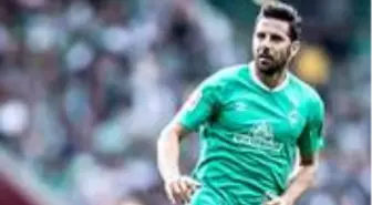 Werder Bremen'li golcü Pizarro, 41 yaşında futbola veda etti