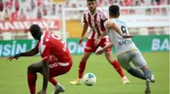 Süper Lig: Sivasspor: 0 Yeni Malatyaspor: 0 (İlk yarı)