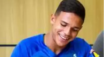 Cruzeiro Başkanı, Brezilyalı genç yetenek Jadsom'un transferi için Fenerbahçe'den randevu aldı
