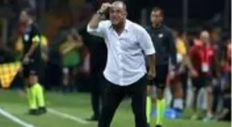 Fatih Terim, yabancı kuralı sonrası Süper Lig'in teknik direktörleriyle video konferans yöntemiyle toplantı yaptı