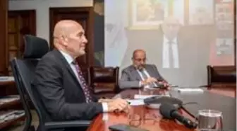 Başkan Soyer Fikir Önderleri Forumu'nda projelerini anlattı