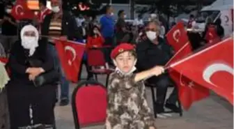 Karslılar 15 Temmuz şehitlerini andı